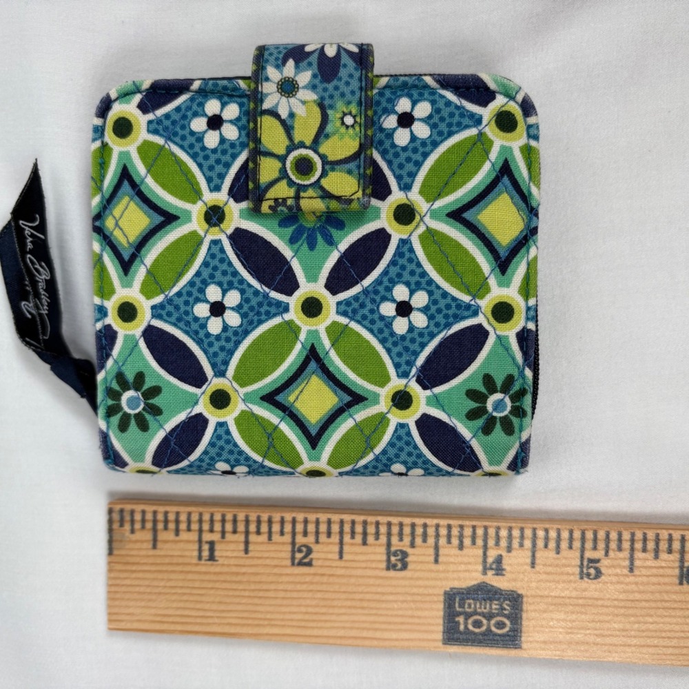 Vera Bradley Bifold Wallet Blue Green Daisy Daisy Quilted‎ Floral Coin Pocket - Picture 9 of 10